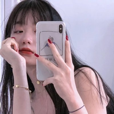 女孩的灵缇犬